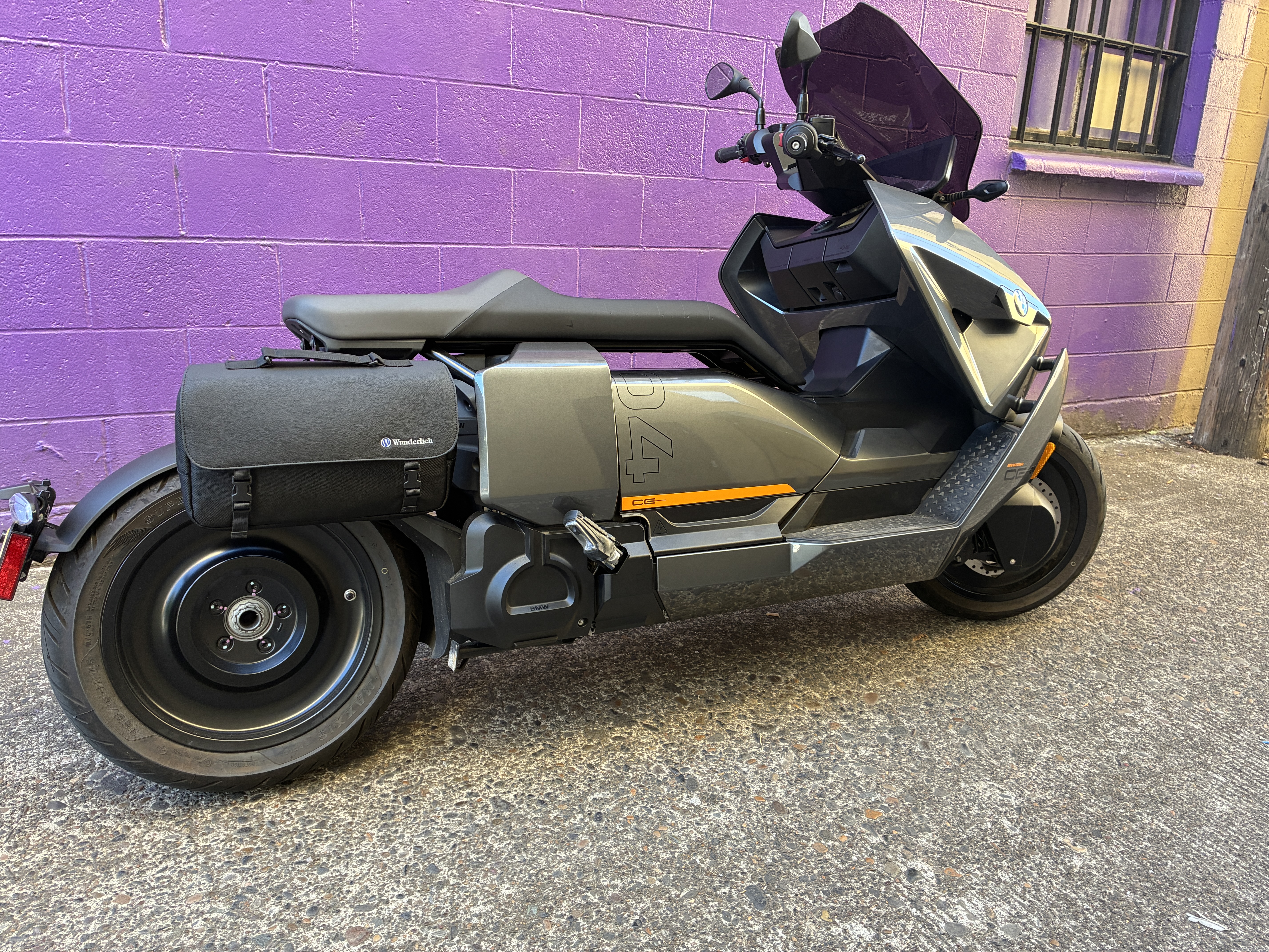 2023 BMW CE 04 Scooter