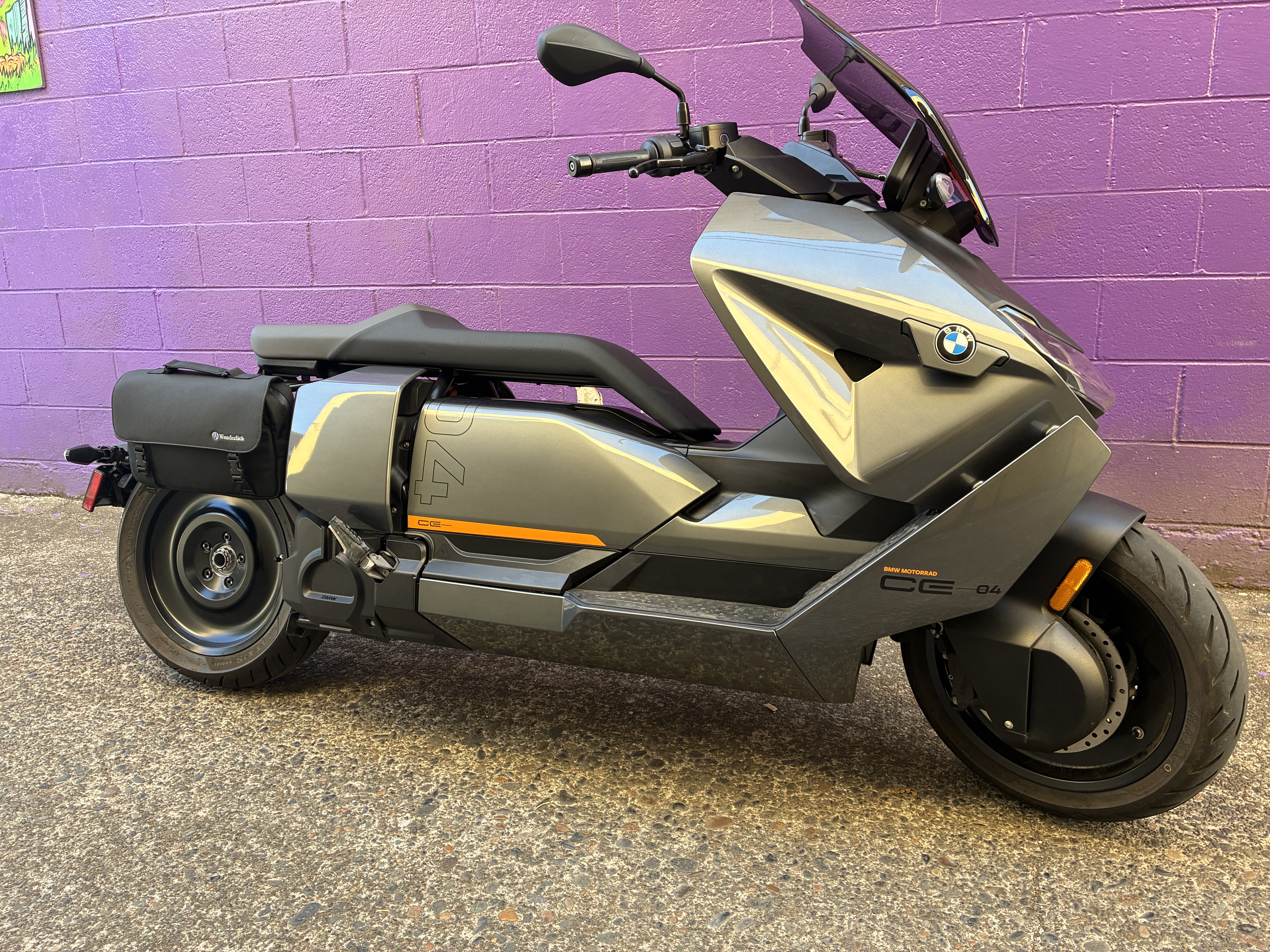 2023 BMW CE 04 Scooter